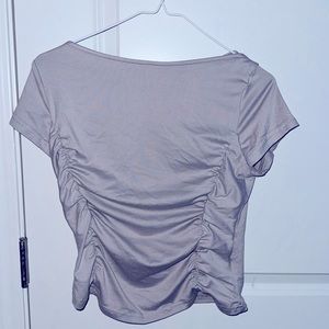 Solid Ruched Side Tee